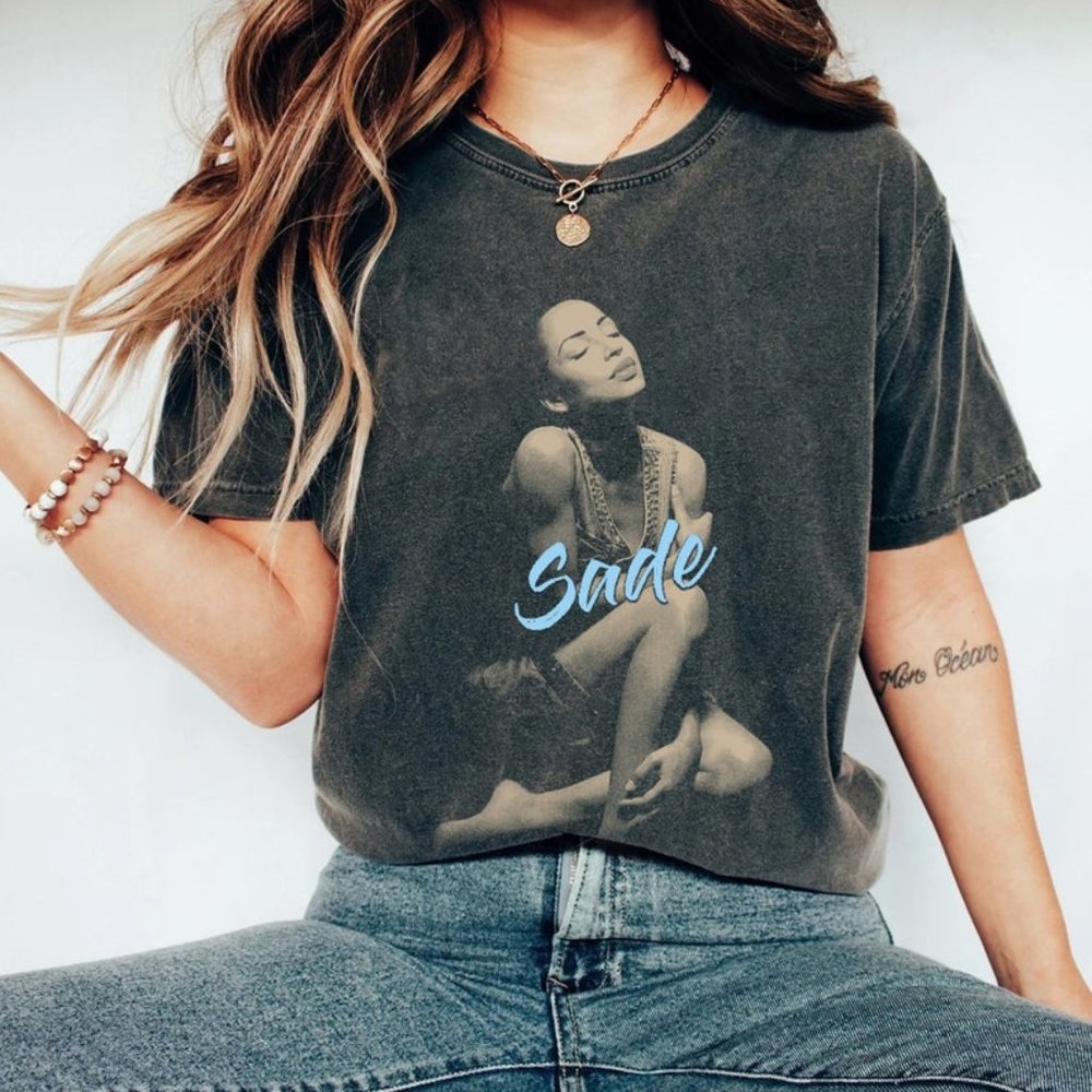 Sade Shirt, Sade Tour Crewneck Tshirt, Sade Concert Shirt, Sade Adu Shirt, Sade
